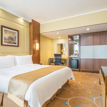 Holiday Inn Beijing Downtown Bagian luar foto
