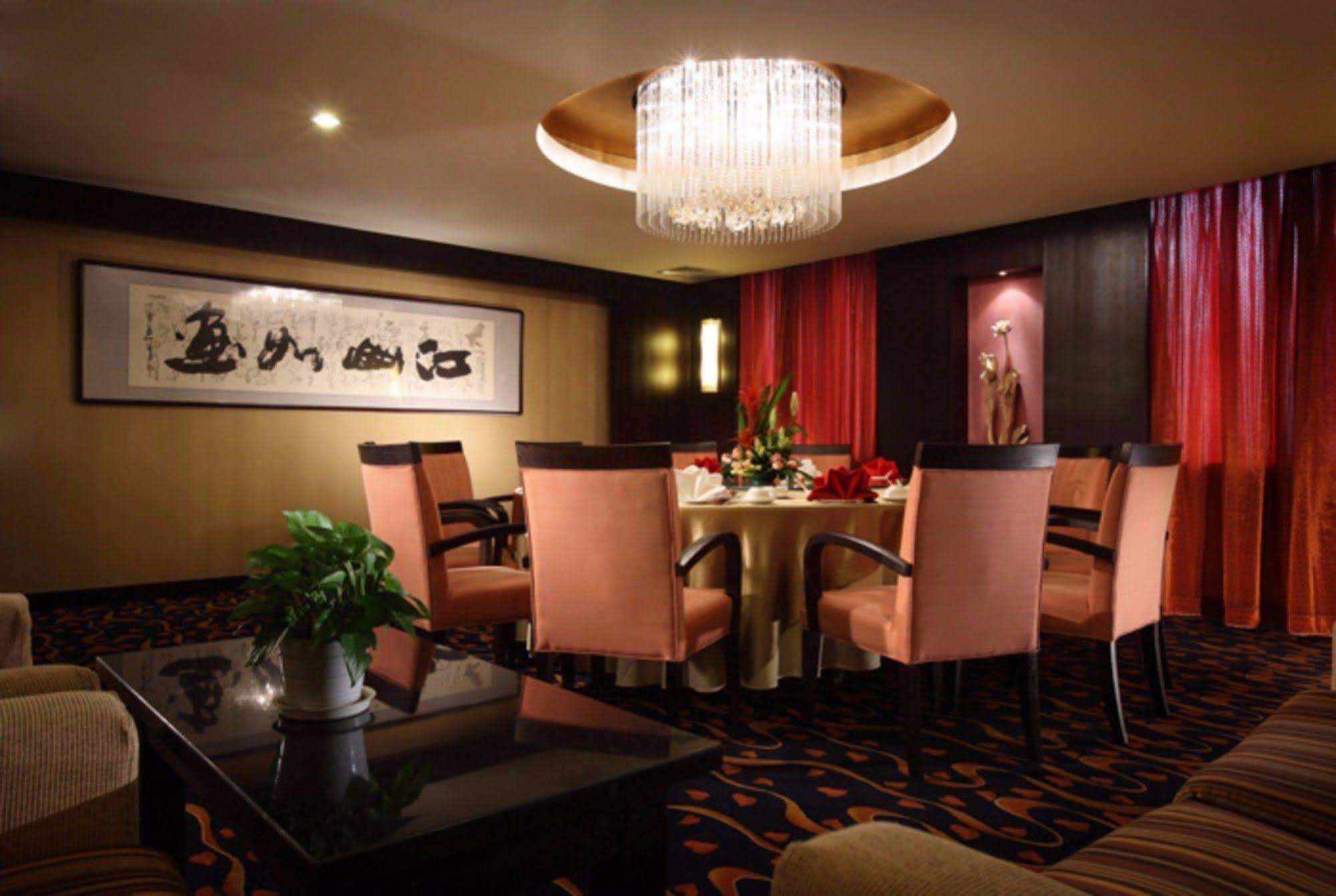 Holiday Inn Beijing Downtown Bagian luar foto