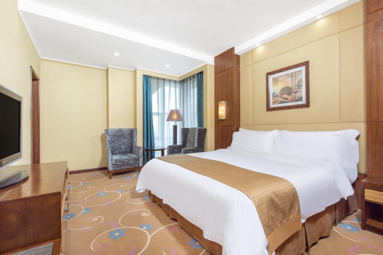 Holiday Inn Beijing Downtown Bagian luar foto